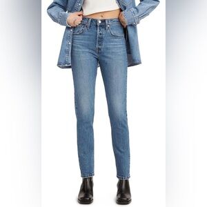 NWOT Levi’s 501 skinny jeans